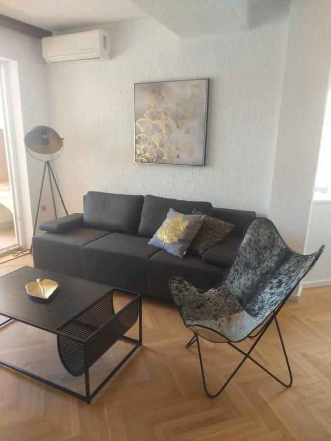Apartments Fugosic Punat Exterior photo